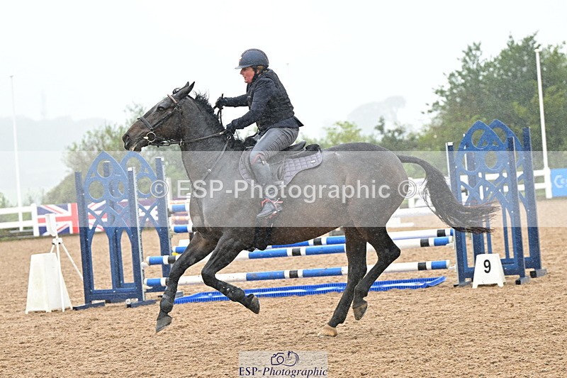 240925A-133430-00919 - Cls 4 Newcomers and 1.10m Open