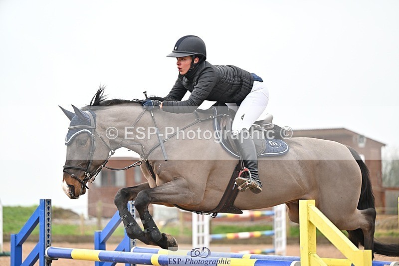 250122-142635-00639 - Cls 6 Foxhunter and 1.20m