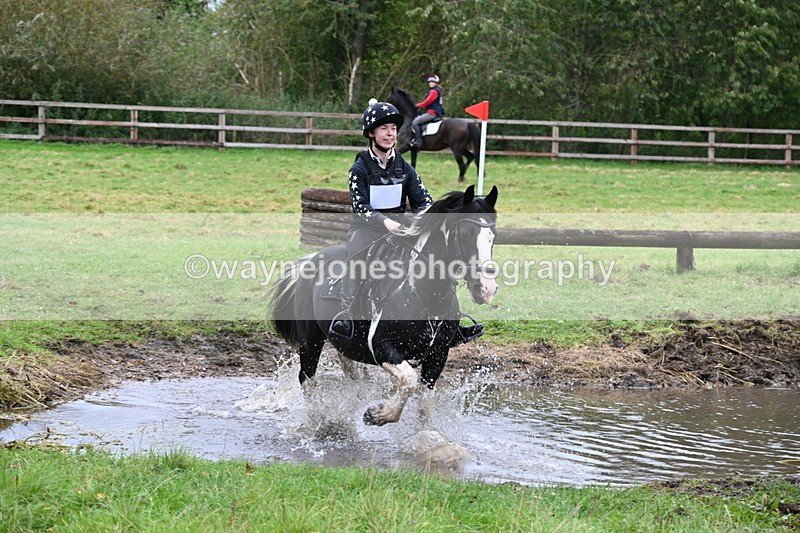 WJ6_6606 - Time at Photographer 13:06 to 13:23