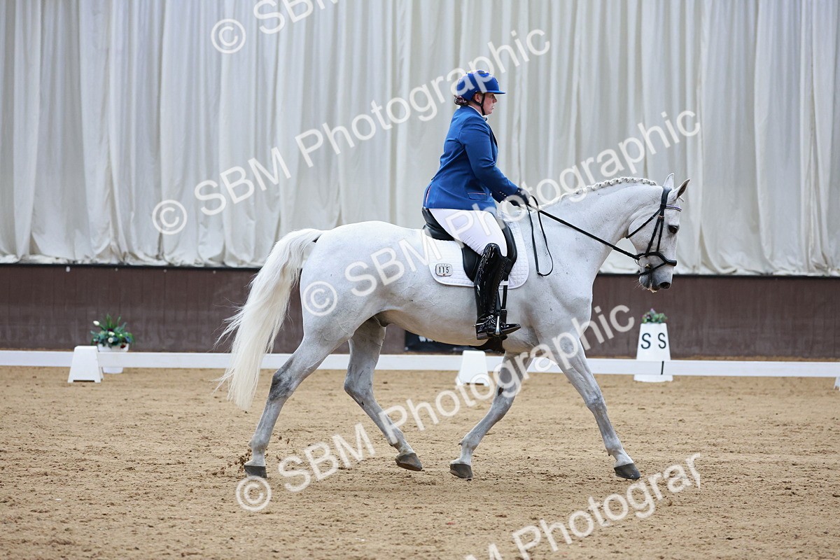 SBM_008164 - Class 6b - Novice 6 - 9.28-10.41