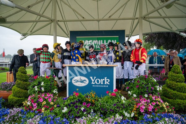 150624-L-Macmillan Ride Of Their Lives-4225 - 12.30pm Macmillan Ride of Their Lives