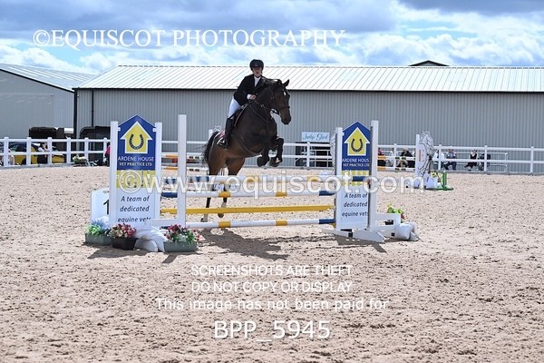 BPP_5945 - CLASS 10 THURS Nupafeeds Senior Dicovery/1m open