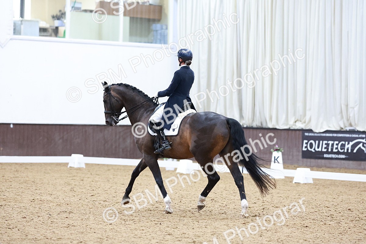 SBM_020979 - Class 13 - FEI INT I - 16.26-17.14