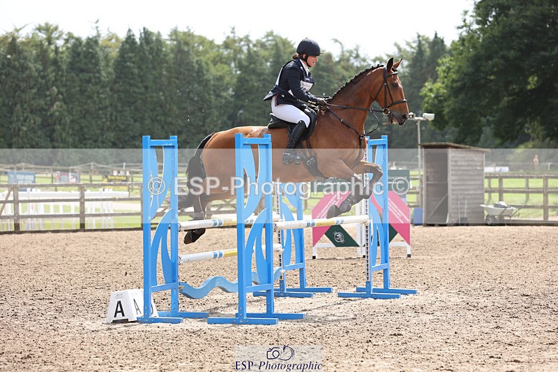 240804-120939-13026 - 464-Tichy_Sanders-SPARHANGER_VELVET