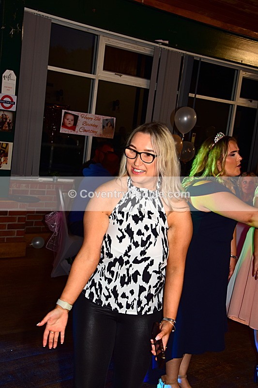 COU-574 - Courtney's 21st