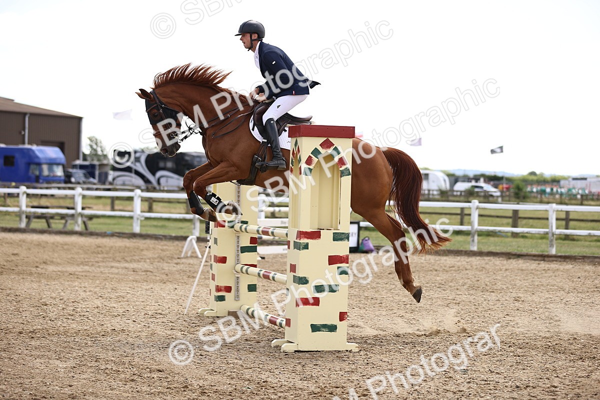 SBM_000884 - Class 4 - Senior Discovery - 1.00m