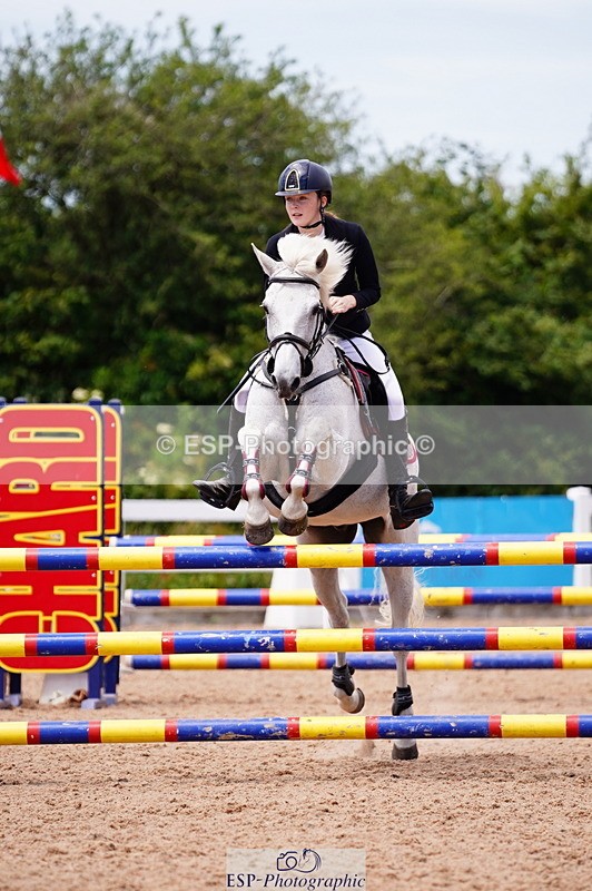 240629A-130820-05578 - Cls 18 Newcomers and 1m Open