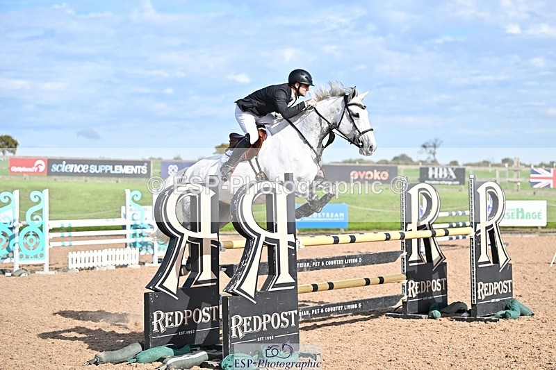 251001-145736-00513 - Cls 6 Foxhunter and 1.20m Open