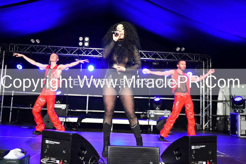 SH4_6573 - The Cher Experience