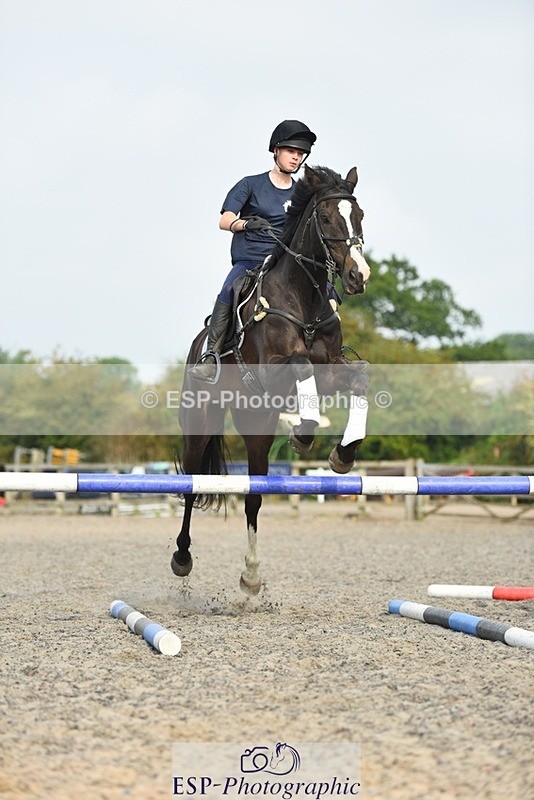 230817-094026-01666 - Kay's 1st Group - Arena