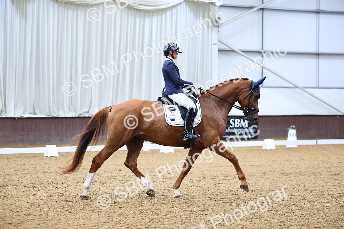 SBM_006011 - Class 5 - Novice 6 - 10.47-11.43