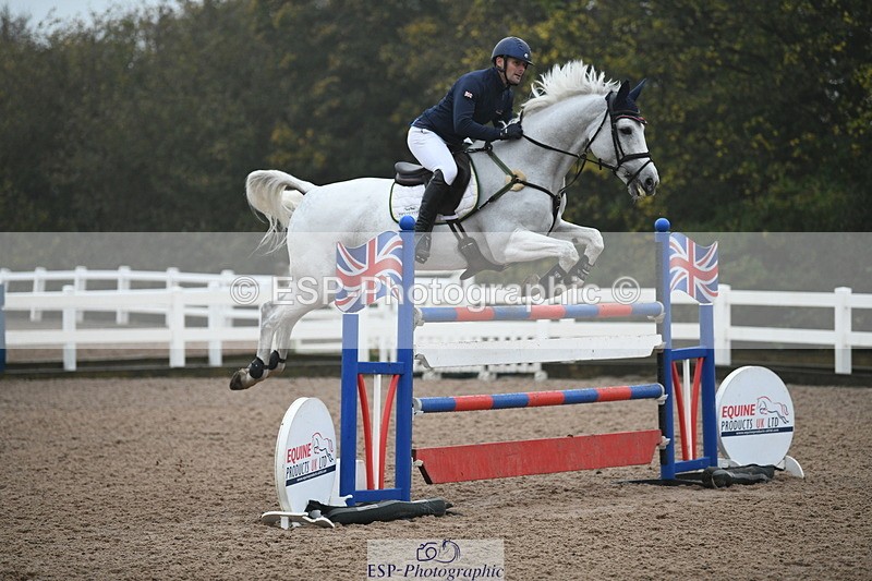 241103A-144743-08647 - SUN Cls 23 National 1.30 and 1.40m