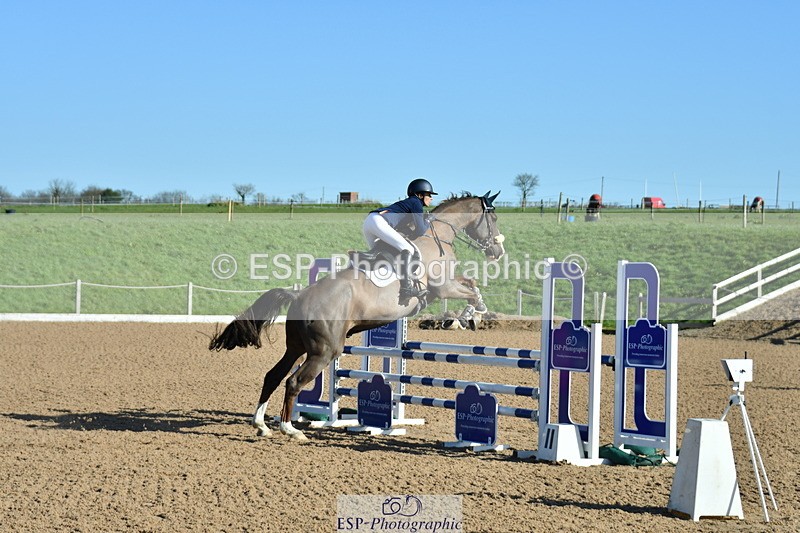 240306A-102506-00108 - Cls 1 British Novice and 90cm Open