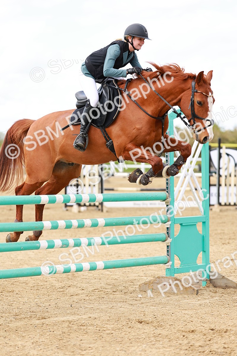 SBM_002103 - Class 4 - Senior Newcomers - 1.10m