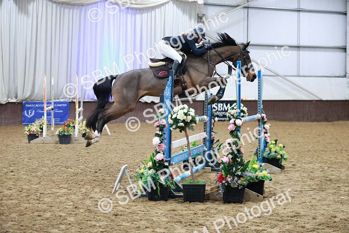 SBM_004601 - Class 17 - Senior Newcomers - 1.10m