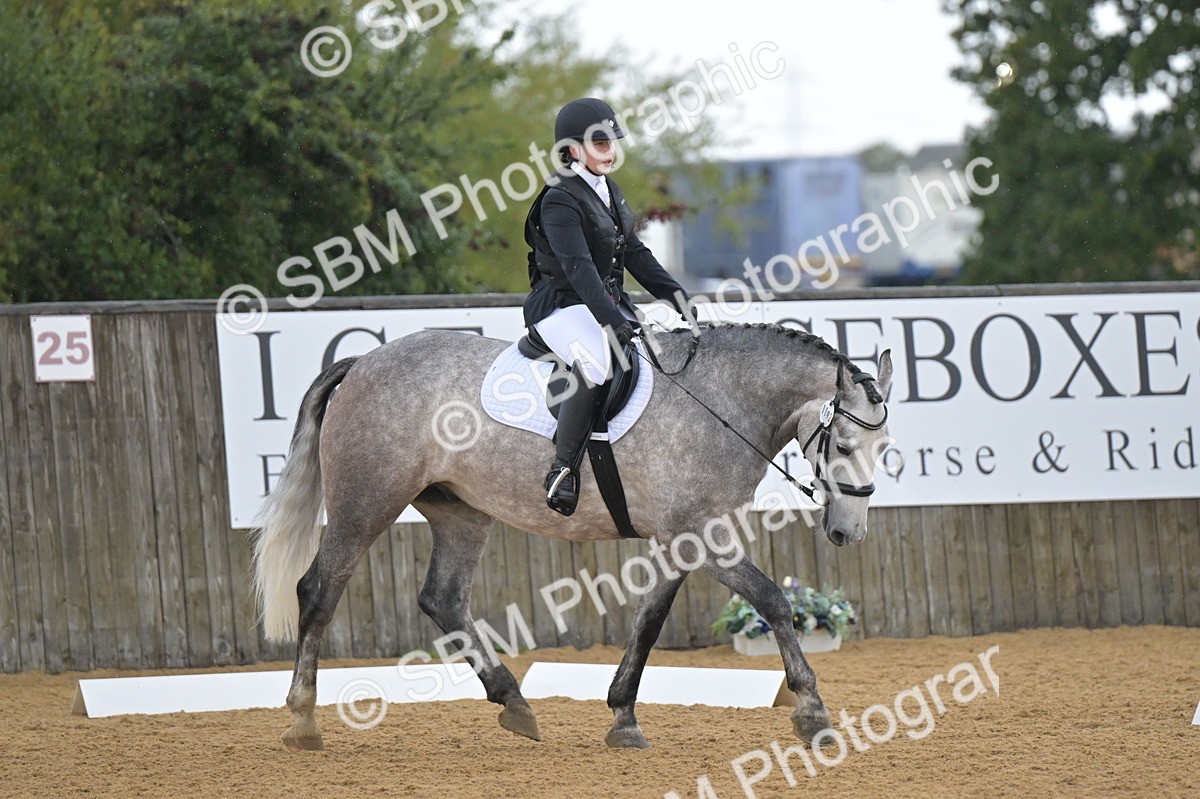 SBM_00570 - D2 - Small Tour Championship Intro 2