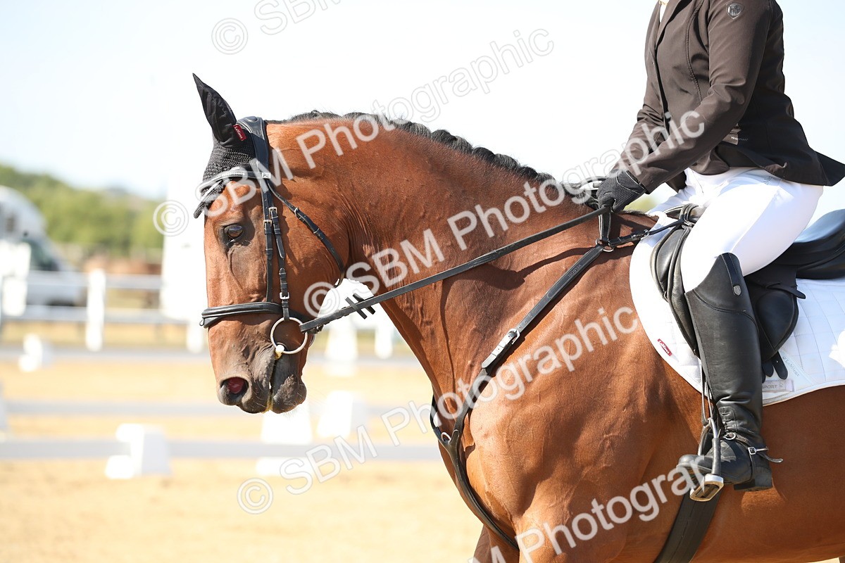 SBM_004129 - Class 11 - Novice 5 - 10.24-11.20