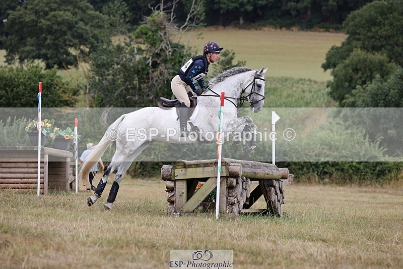 250802A-121744-03472 - C-124-Janine.Paterson-MACHAS.GREY