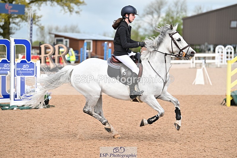 240506A-114630-08605 - Cls 4 Blue Chip Pony Newcomers & 1m Open
