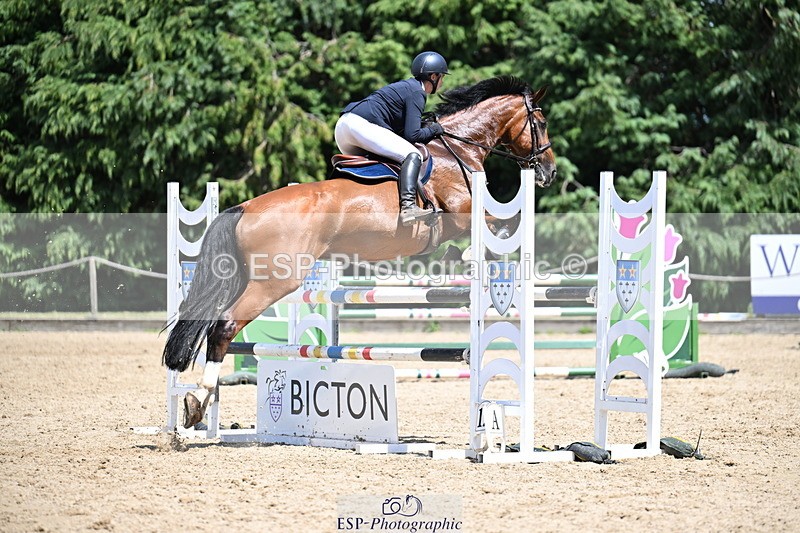 260705A-143155-20387 - Cls 52 Snr 1m 05 GP Jump Off