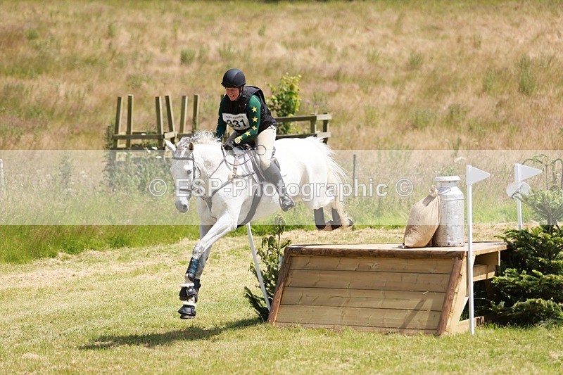 240630X-134932-7098 - 331-Caroline_Allan-POLDORY_MAKERΓÇÖS_MARK