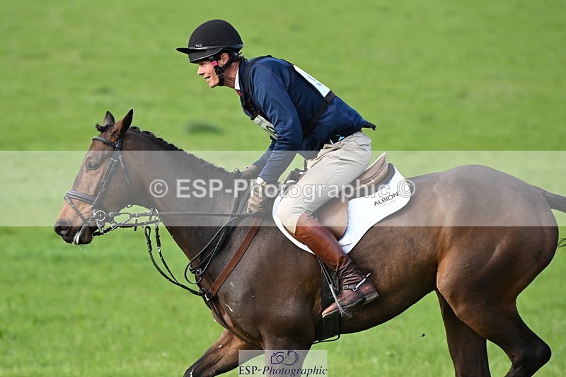 250419-175721-14587 - 909-William.Fox-Pitt-GRANSTOWN.STAR.LOVE