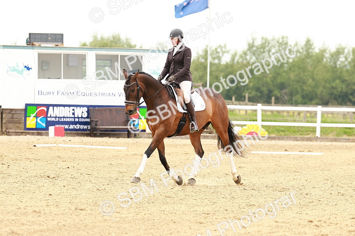 SBM_000954 - Class 6 - Novice 4