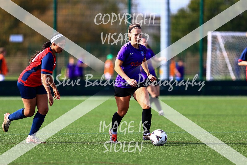 1DX30716 - 2025-10-05 FC Abbey Meads Ladies V Purton  Kingsdown FC Ladies