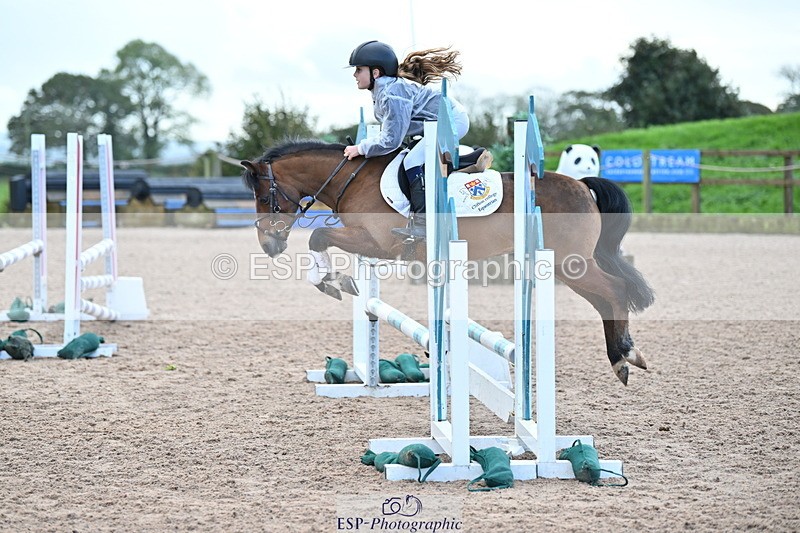 231029A-103301-02774 - 70cm Club and Schools