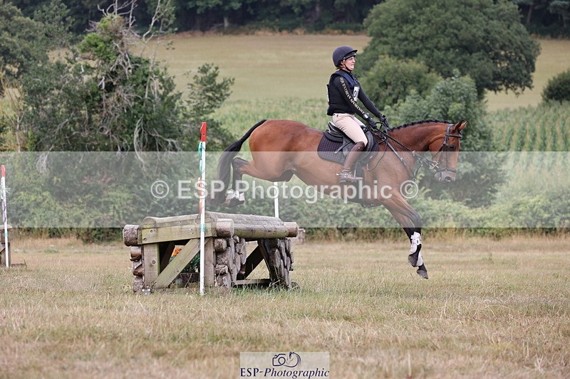 250802A-131753-04314 - B-086-Jordanne.Hobbs-FLASH.DIVA