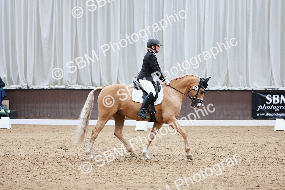 SBM_009838 - Class 6b - Novice 6 - 12.40-13.43