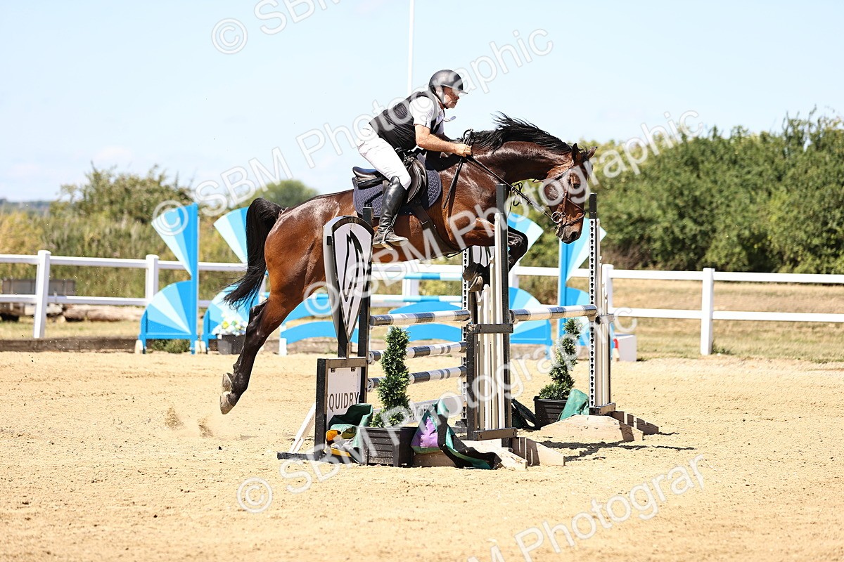 SBM_014469 - Class 15 - Senior Newcomers - 1.10m Open