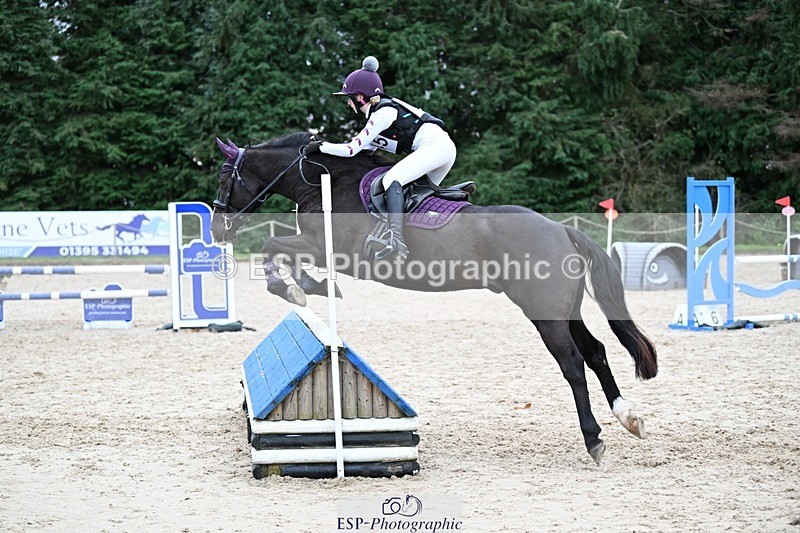 241117-144351-04700 - Cls 3 90-95cm 14.00 to 15.00