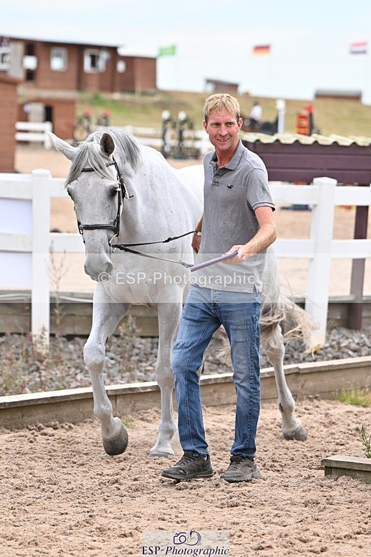 250716-143040-01147 - Trot Up 2.30 to 3.30