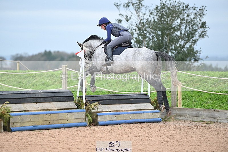 231217A-102121-00102 - 70cm