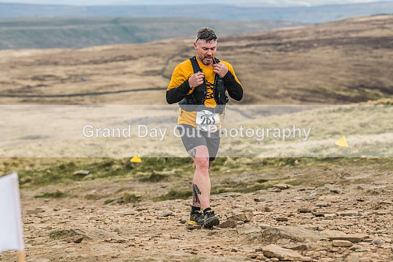 3 Peaks-1130 - The 3 Peaks Race Saturday 27th April 2024