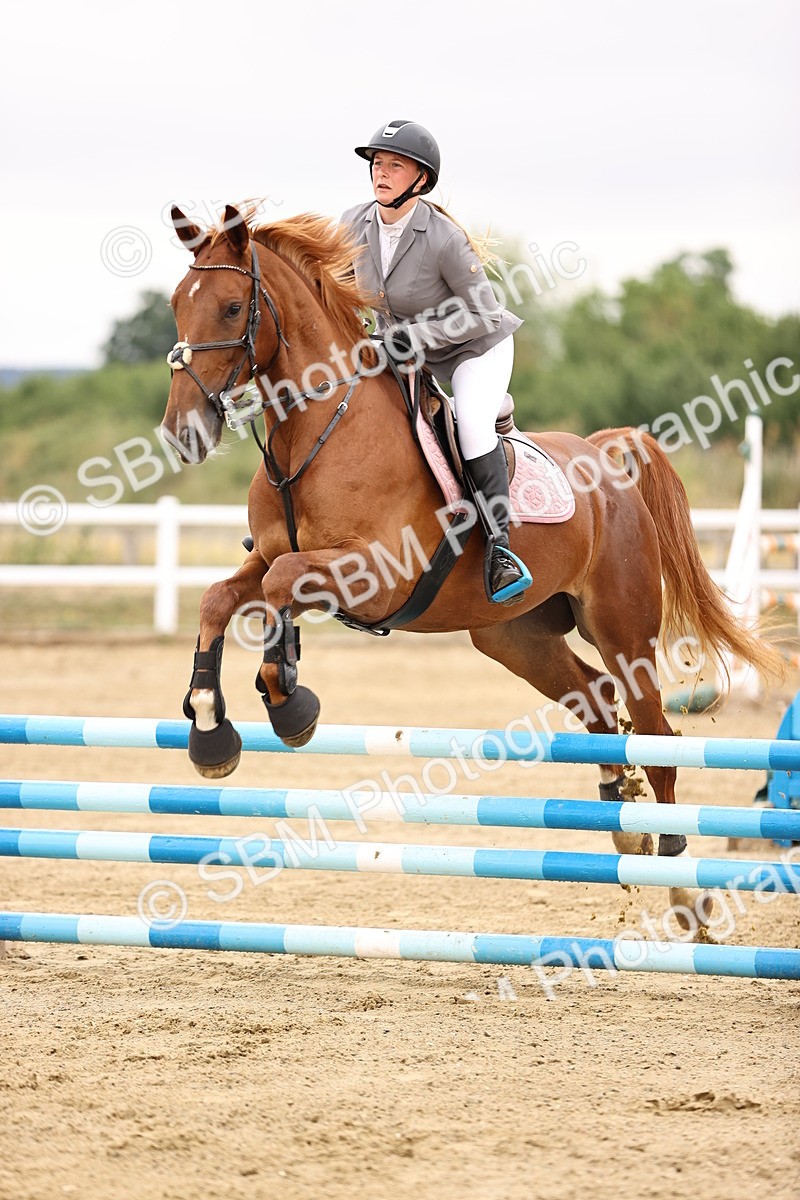 SBM_024349 - Class 8 - Clear Round