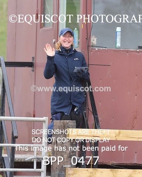 BPP_0477 - CLASS 4 FRI Senior Newcomers/ 1.10m Open