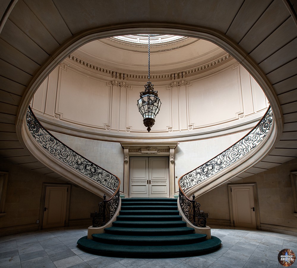 Elkins Estate, Philadelphia | Elegant Staircase - ABANDONED PLACES