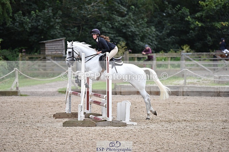 240802-105158-00983 - 80cm Round 1