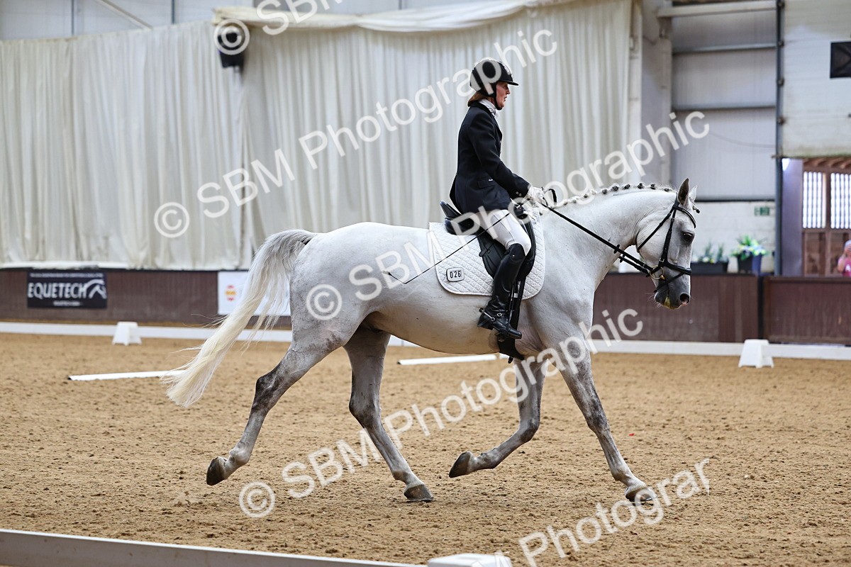 SBM_003940 - Novice 2
