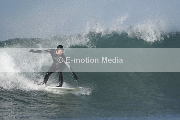 SU 160109-41 - Surf - January