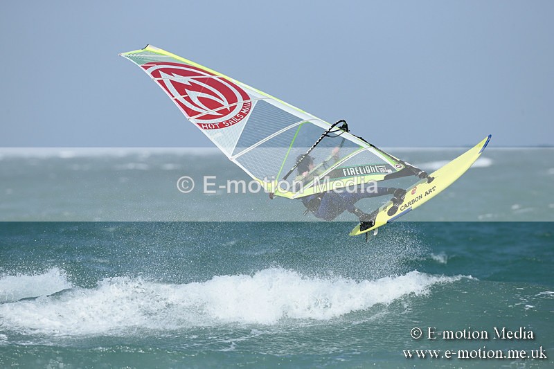 WS 020413-72 - Windsurfing