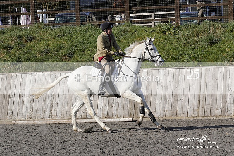 _EST0267 - Bourne Valley Riding Club Winter Showjumping 27/03/22