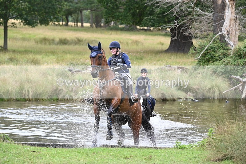 WJ7_2623 - Time at Water 11:37 to 12:13