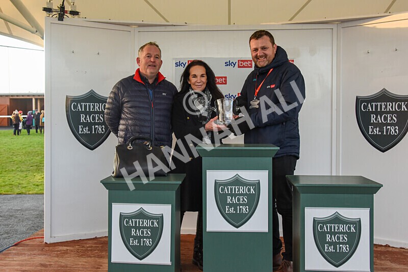 281224-Race 5-Poetry Man-4250 - Race 5