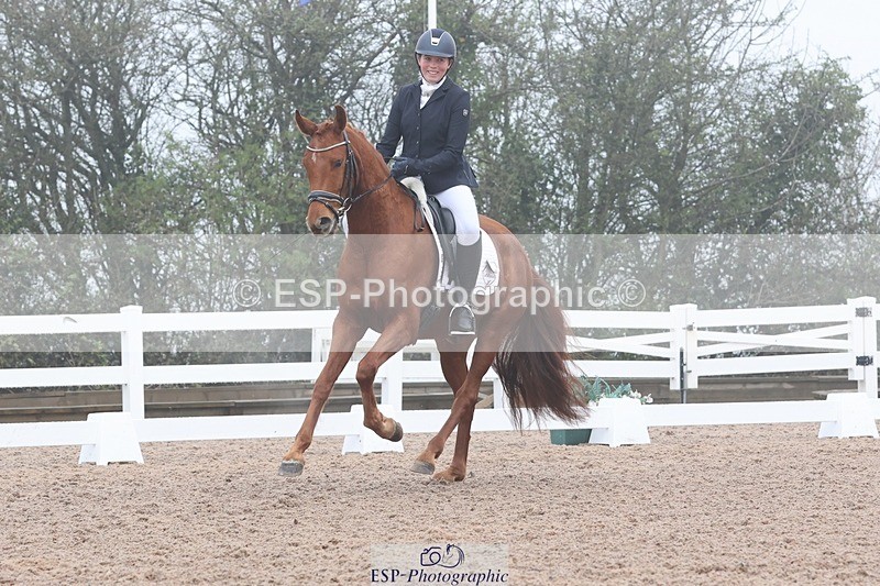 250404-091233-04424 - 076+074-Angus.Corrie-Deane+Amelia.Struel