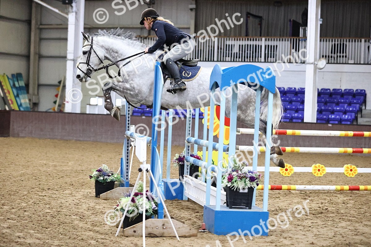 SBM_005323 - Class 17 - Senior Newcomers 1.10m