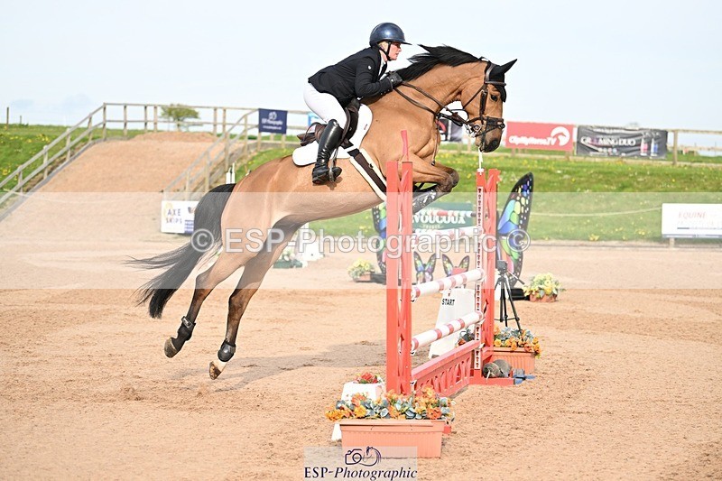 250425-173541-10981 - Cls 6 - 2 Star Medium Tour