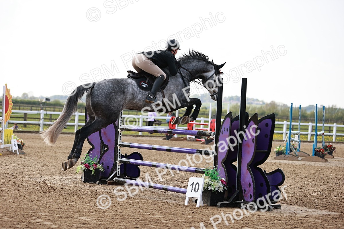  - Class 24 - Senior Newcomers - 1.10m